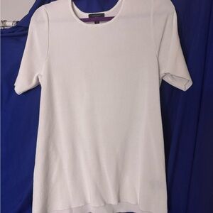T Tahari Classic White Short Sleeve Top